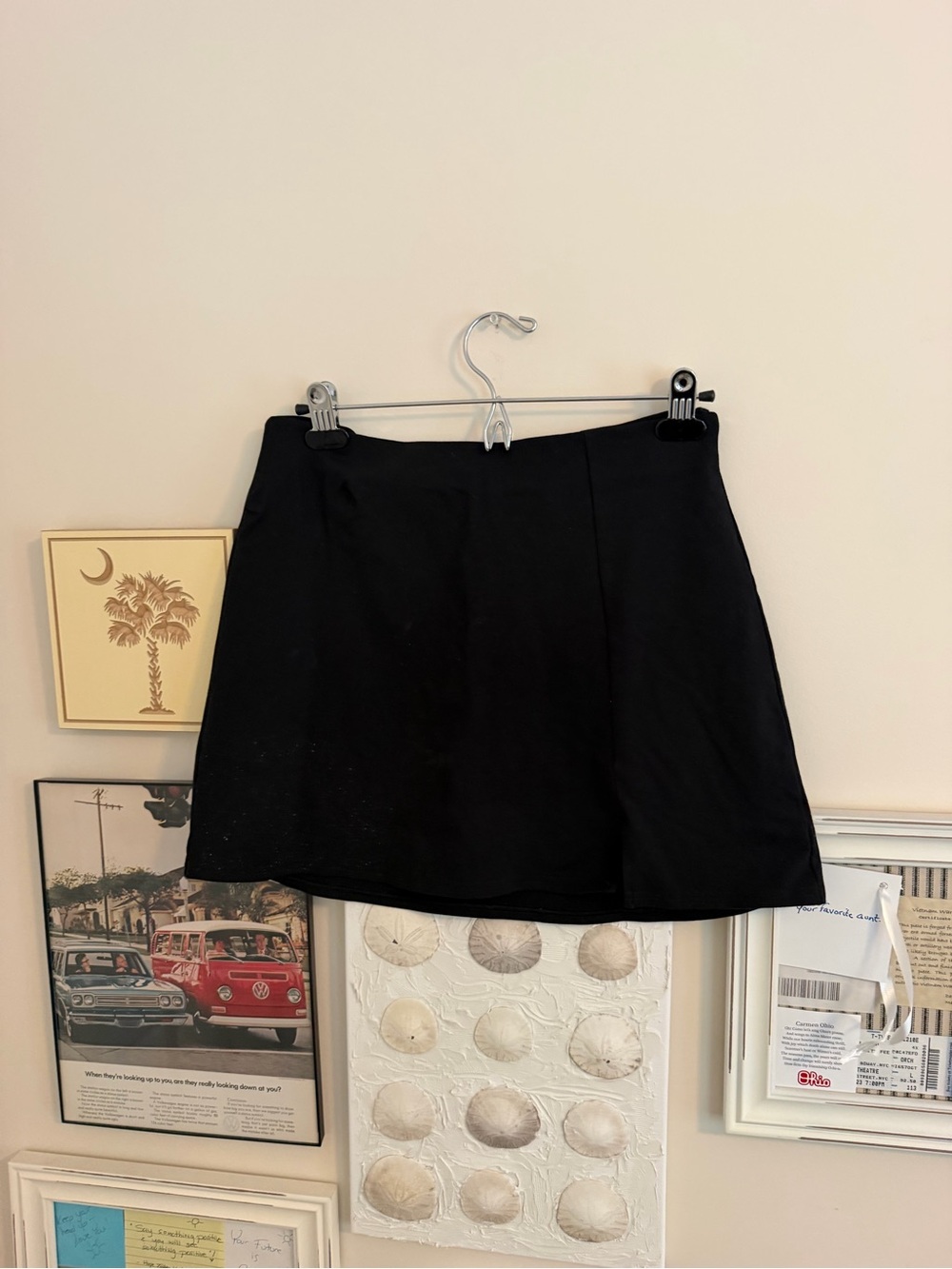American Eagle Medium Black A-Line Mini Skort - Women's